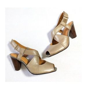 CLARKS Artisan NWOB Sandal Heels 6.5